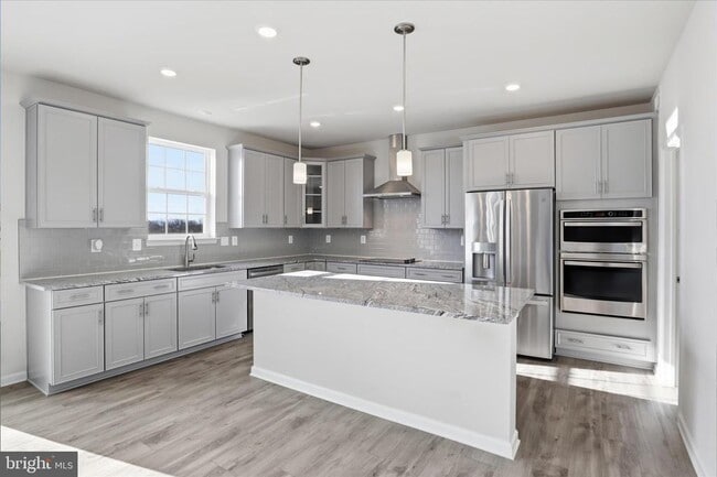 Building Photo - 889 Barksdale Dr