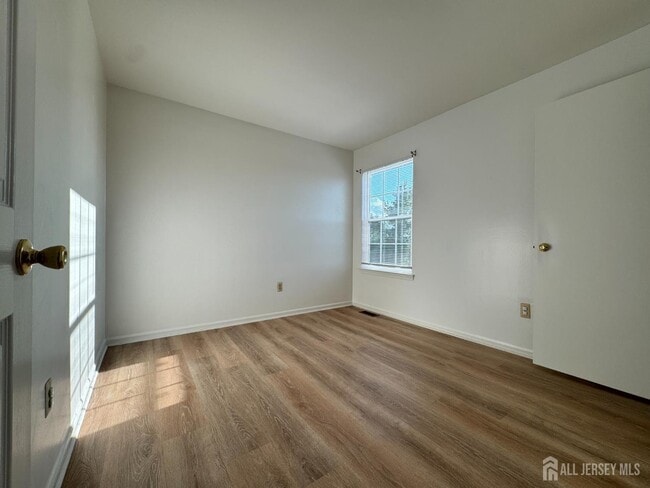 Building Photo - 396 Terrace Ln