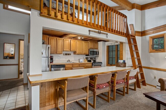 Building Photo - 2933 Mountaineer Cir