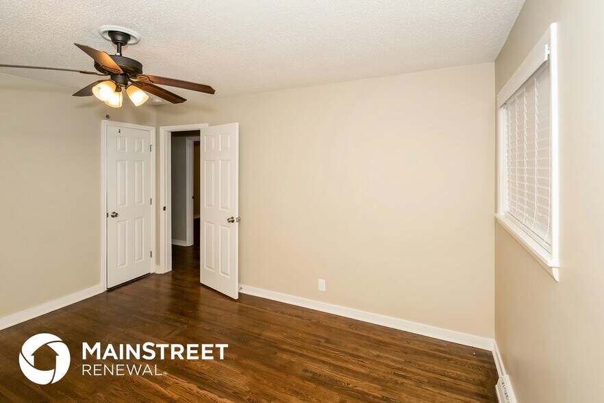 Building Photo - 624 Lisa Ln