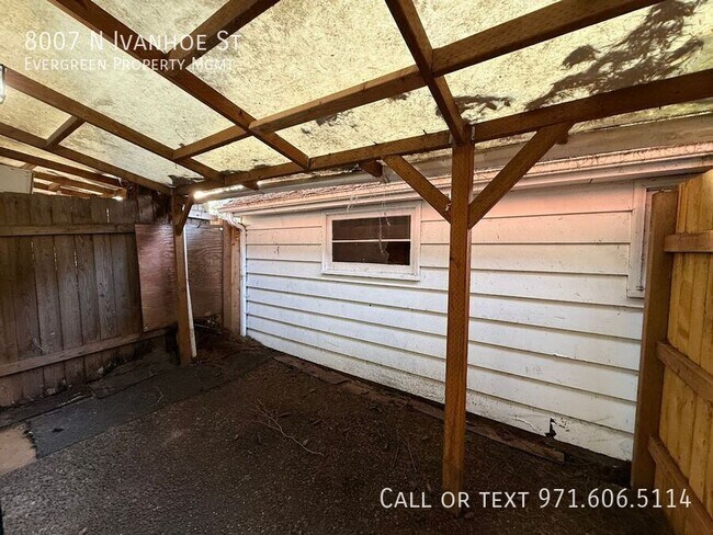 Building Photo - 8007 N Ivanhoe St