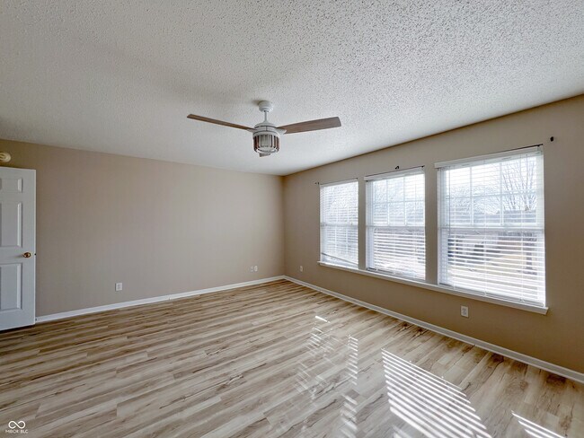 Building Photo - 14243 Holly Berry Cir