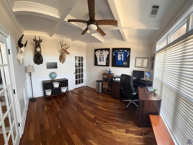 Building Photo - 305 Taylor Elaine Dr