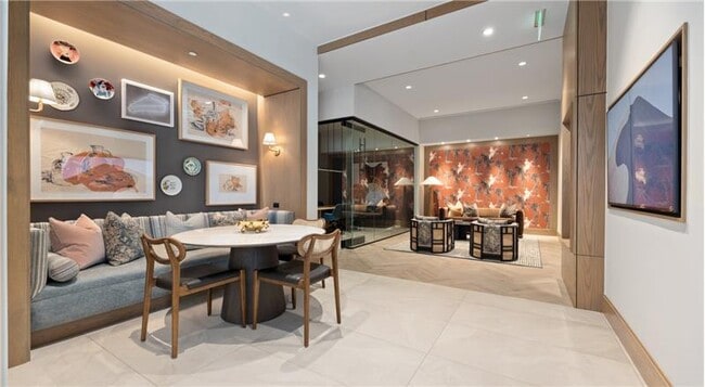 Building Photo - 601 Guadalupe St