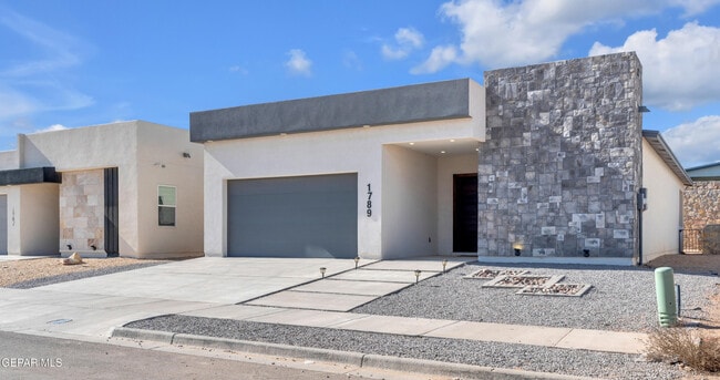 Building Photo - 1789 Urijah Pl