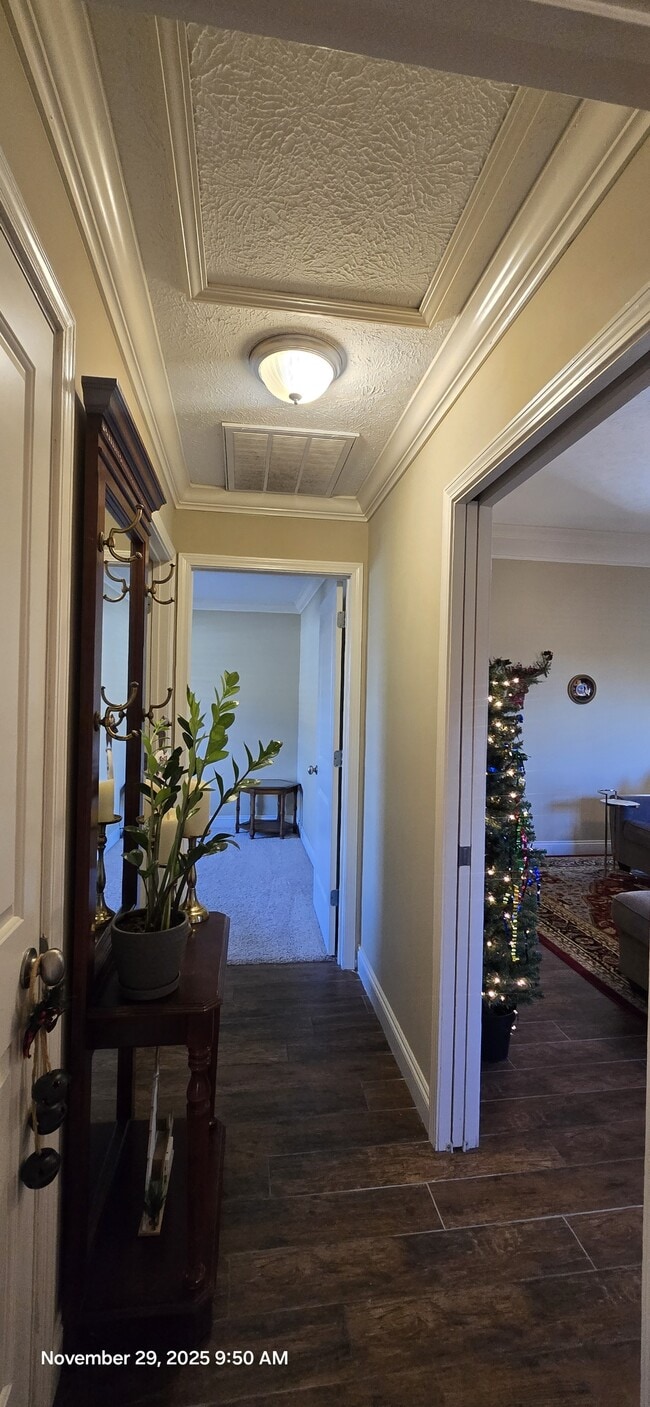 Building Photo - 4812 Cherokee Heights Rd