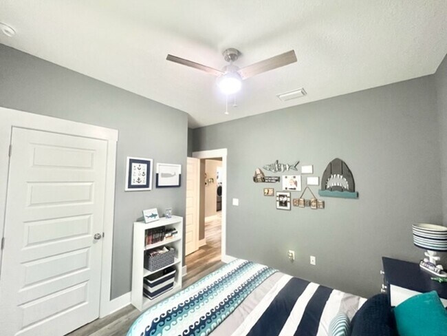 Building Photo - 120 Sasser St