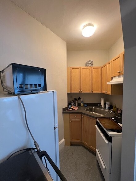 Building Photo - 38 Hemenway St