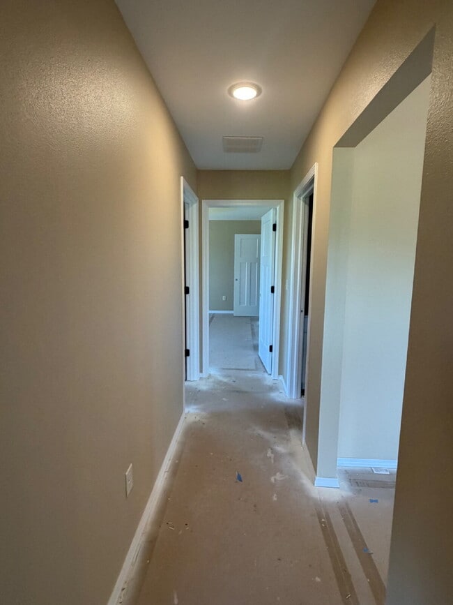 Building Photo - Last BRAND NEW 4BR Duplex left!!!