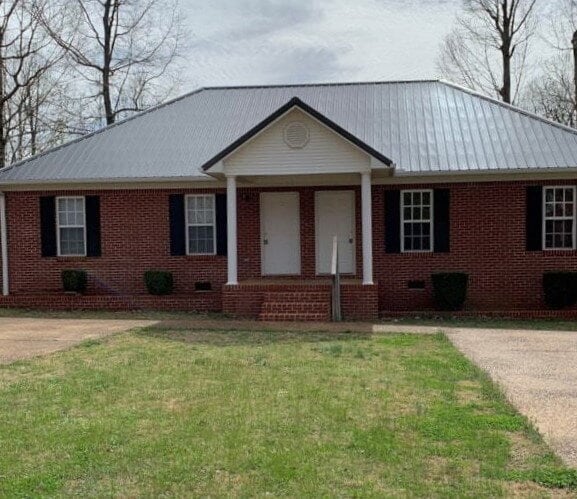 Building Photo - 1083 Woodland Dr