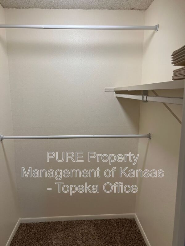 Building Photo - 3032 SW Lydia Ave