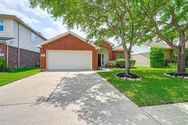 Building Photo - 16627 Sperry Gardens Dr