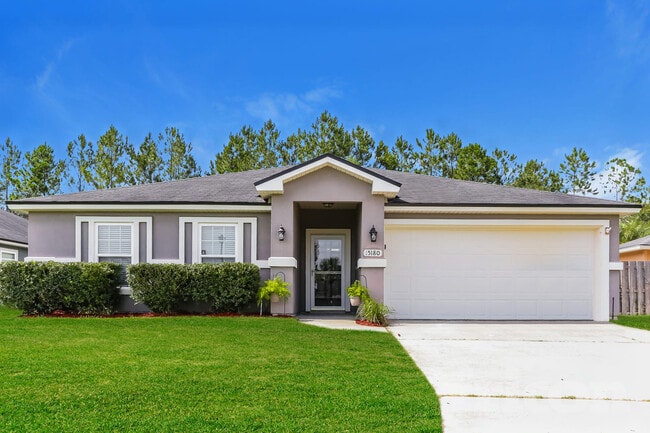 Building Photo - 15180 Bareback Dr