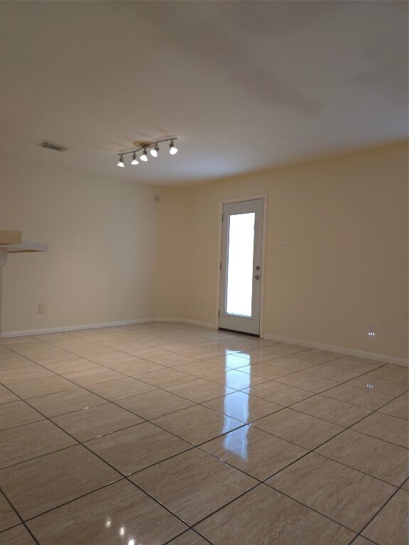 Building Photo - 11114 Opatrny Meadows Ln