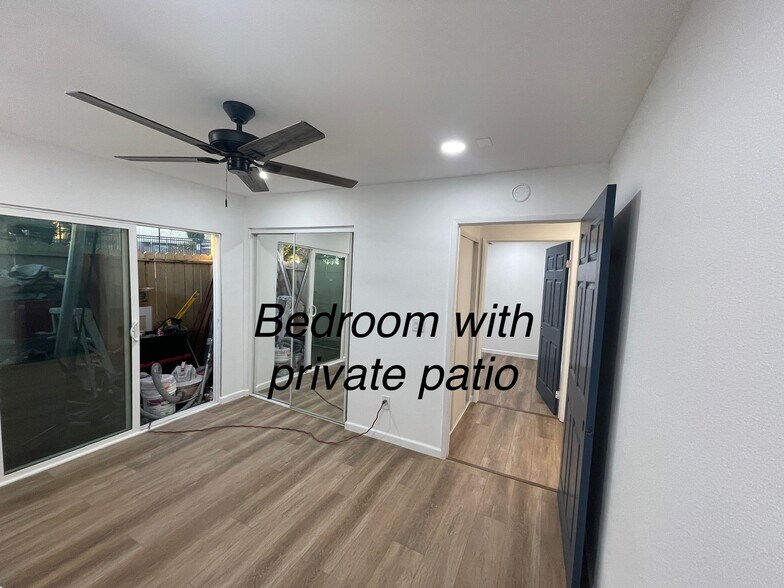 Bedroom with private patio - 2290 Lewis Ave