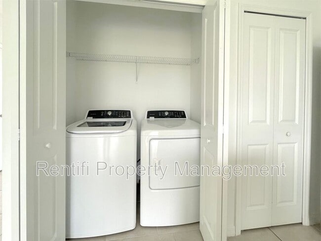 Building Photo - 4260 Canova Ct