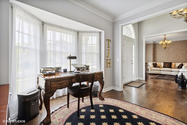 Building Photo - 9669 Cailler Dr