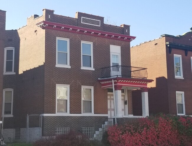 Building Photo - 3420 Keokuk St