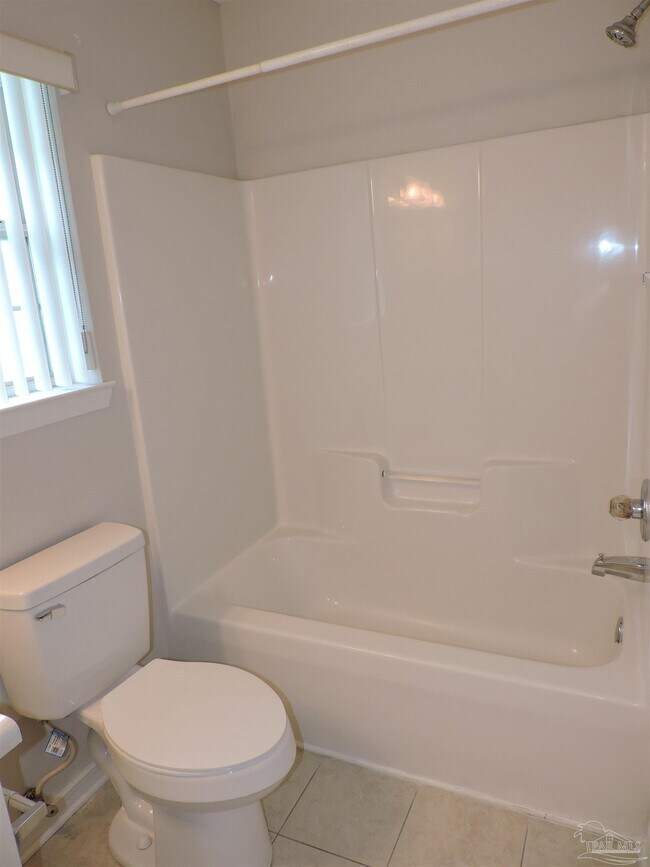 Building Photo - 1449 Greystone Dr