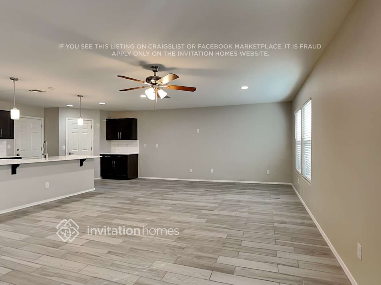 Building Photo - 16436 W La Ventilla Way