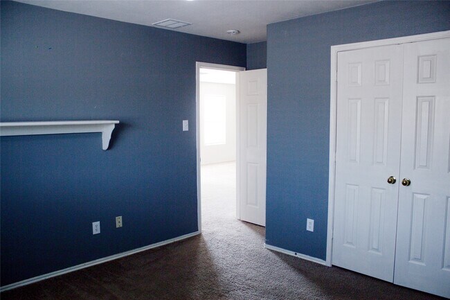 Building Photo - 10402 Kinsdale Crossing Ln
