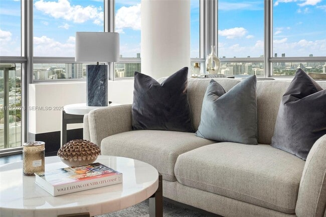 Building Photo - 101 20th St