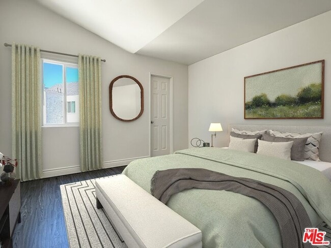 Building Photo - 1925 W College Ave