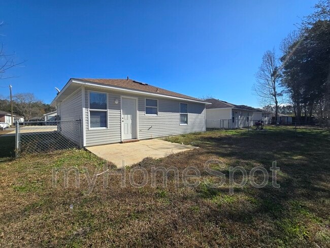 Building Photo - 409 Shadow Way Ln