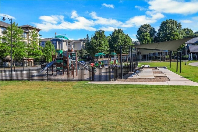 Building Photo - 1954 Sanford Dr