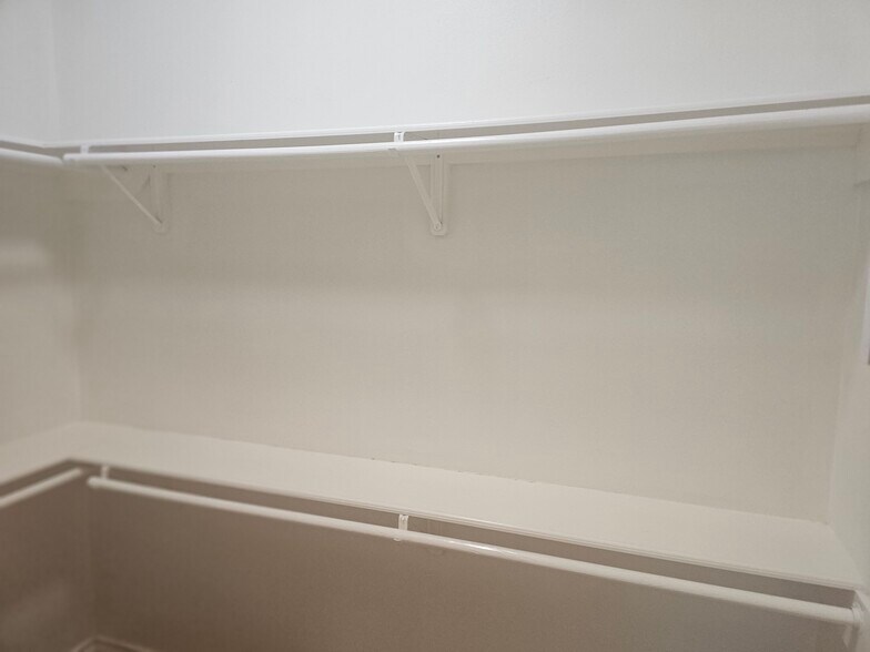 Building Photo - 3315 Omega St