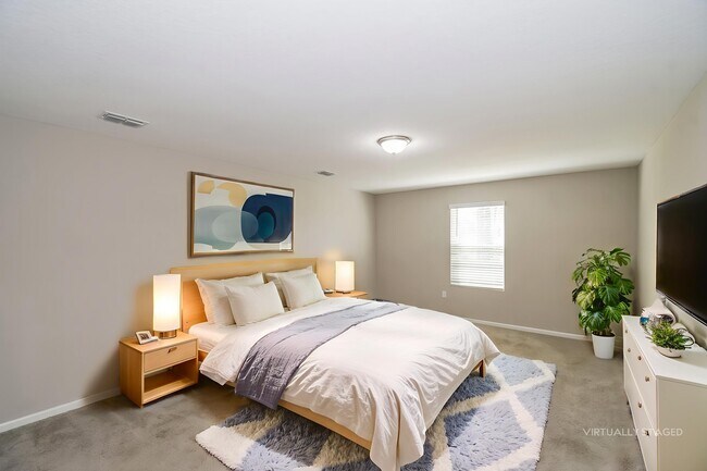 Building Photo - 7380 New Mdws Ct