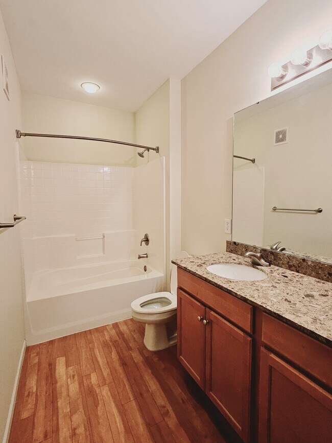 Building Photo - 1270 Strassner Dr