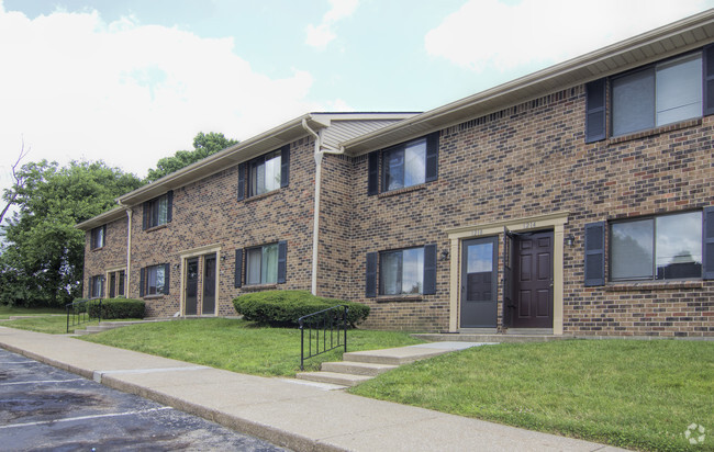 Building Photo - Castlebury / Canterbury Estates