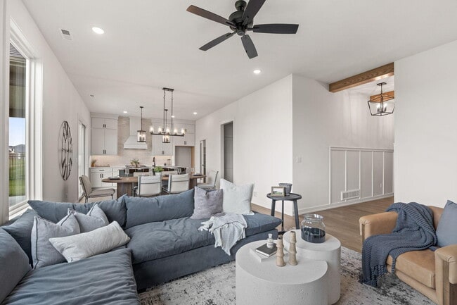 Building Photo - 4613 Estacada Dr