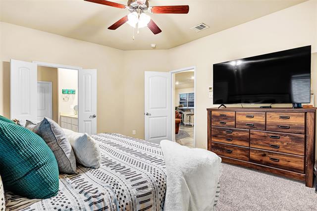 Building Photo - 10100 Levelland Pl