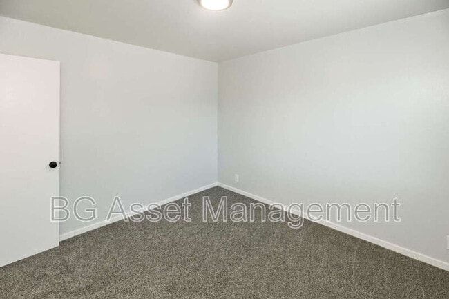 Building Photo - 2309 Eighth St