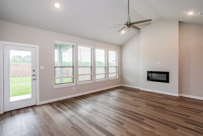 Building Photo - 10624 Tonkala Dr