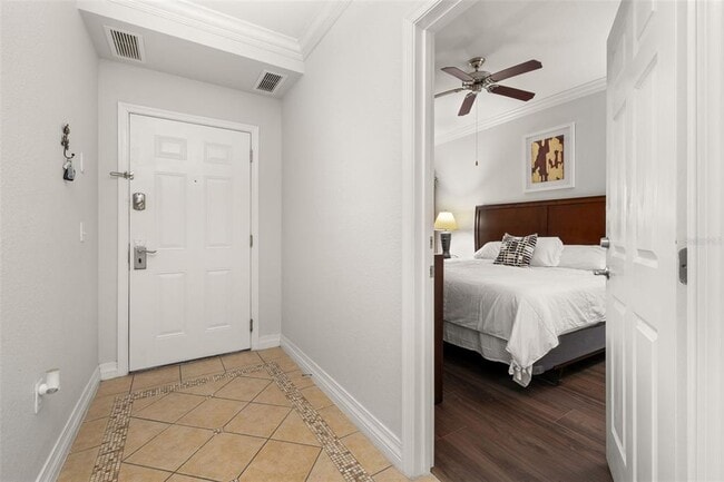 Building Photo - 1100 Sunset View Cir