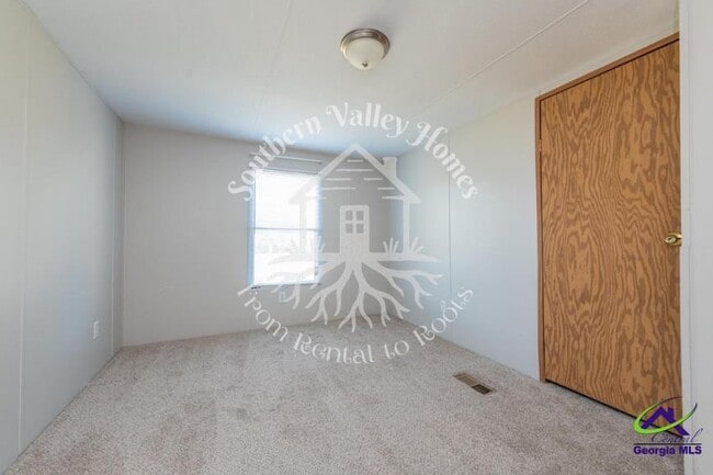 Building Photo - 349 Brighton Dr