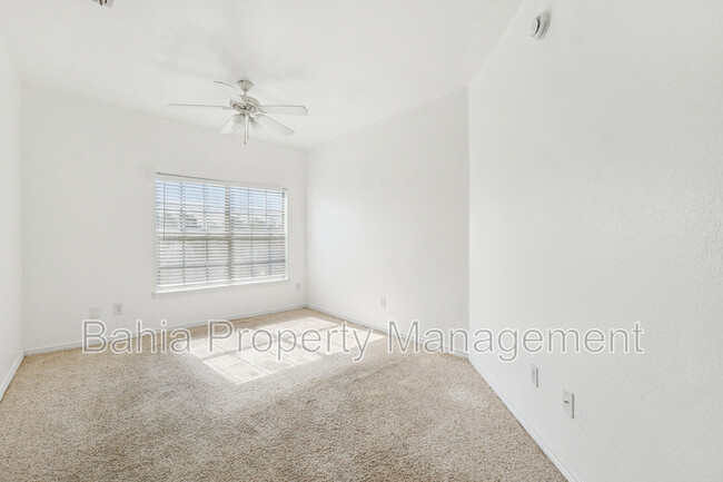 Building Photo - 4307 Bayside Village Dr