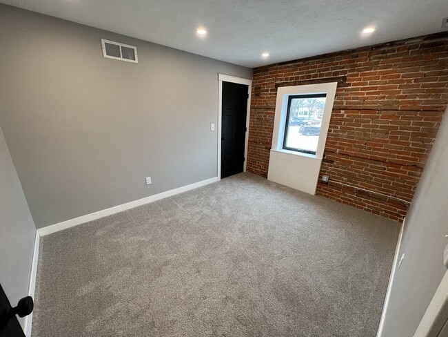 Building Photo - Jones Building