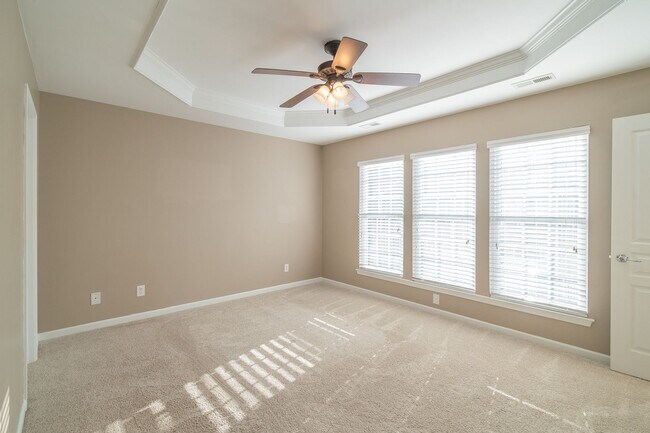 Building Photo - Gorgeous Townhome in the Heart of Fort Mill’s Baxter Village!