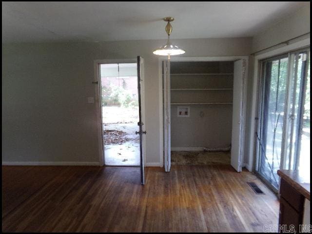 Building Photo - 6817 Archwood Dr