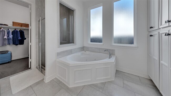 Building Photo - 33004 Durango Bay Ct