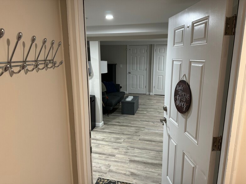 Building Photo - 171 Foster St