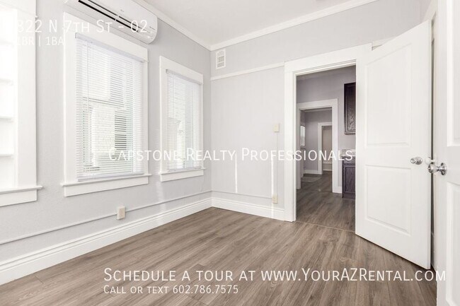 Building Photo - 822 N 7th St