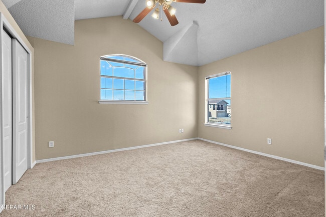 Building Photo - 3820 Tierra Campa Dr