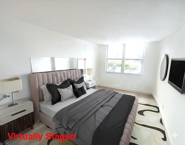 Building Photo - 301 N Ocean Blvd