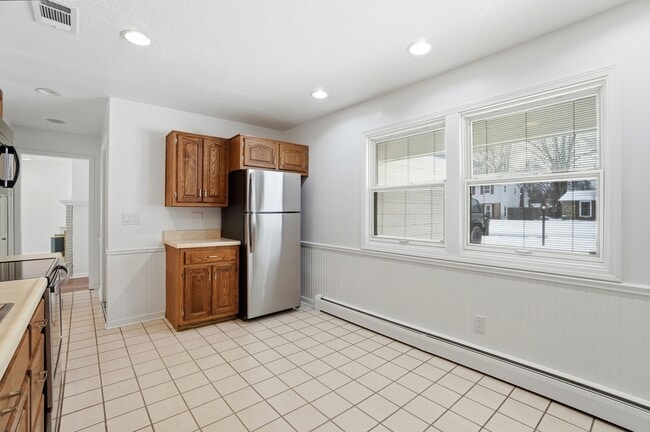 Building Photo - 7214 Winnebago Dr