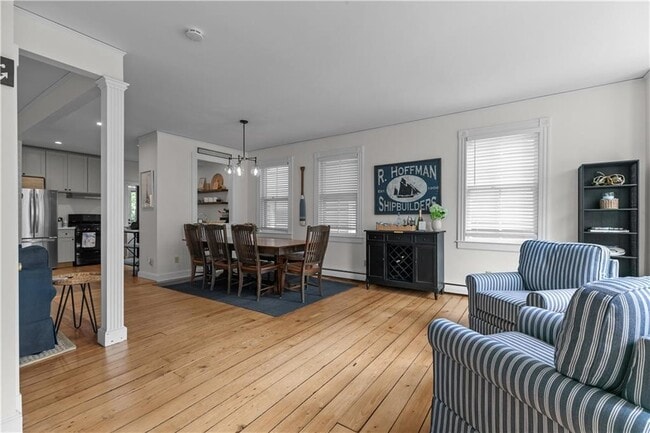 Building Photo - 65 Kingston Ave